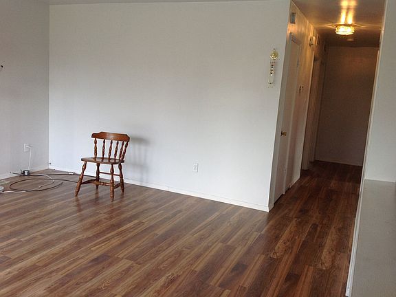 4th image of 7396 Affeldt St