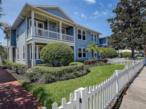 371 1st Ave SW, Largo, FL 33770