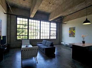 710 S 3rd St #314, Milwaukee, WI 53204