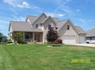 9465 Country Club Ln, Davison, MI 48423