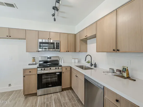 2130 W CINDY Street, Chandler, AZ 85224