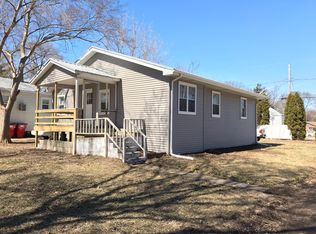 1508 W Healey St, Champaign, IL 61821