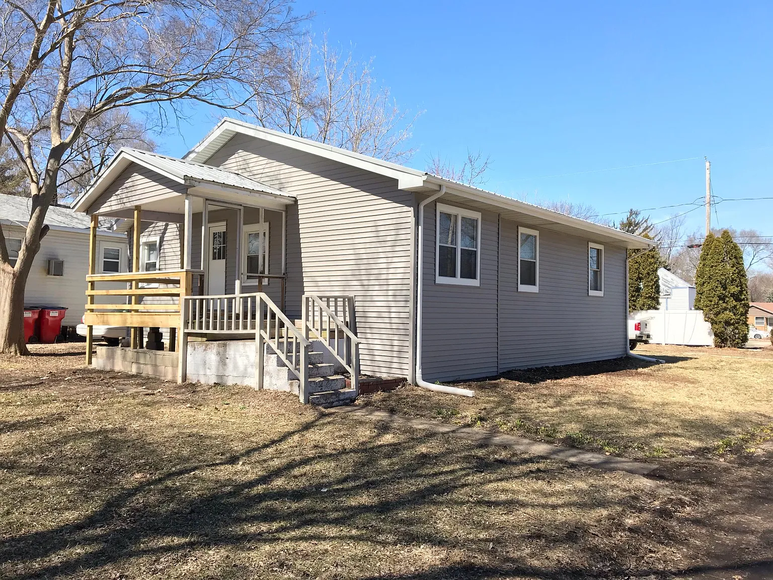 1508 W Healey St photo 1