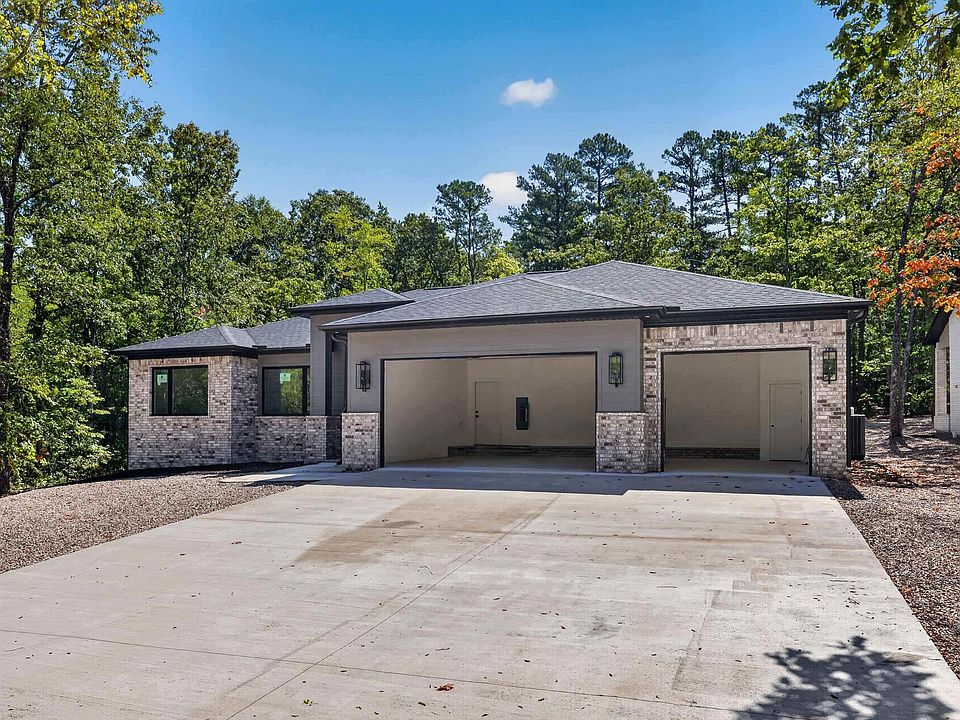 1st image of 46 Estrella Way