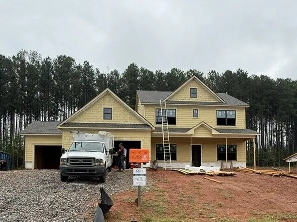 348 Weslyn Dr, Social Circle, GA 30025