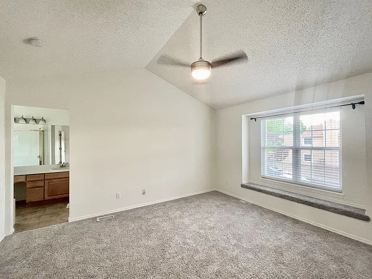 6675 Stonehedge Dr — Photo 23