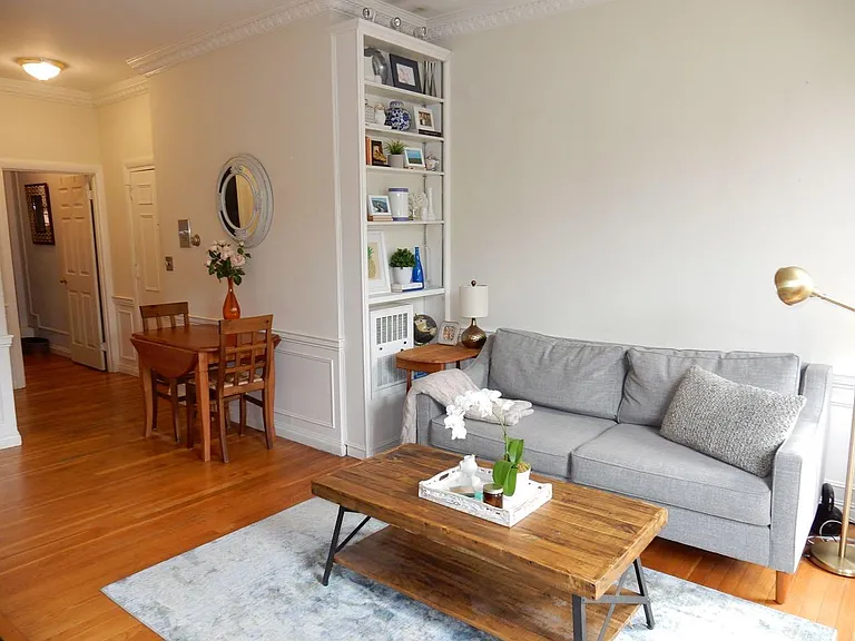 19 Chestnut St #3A — Photo 3