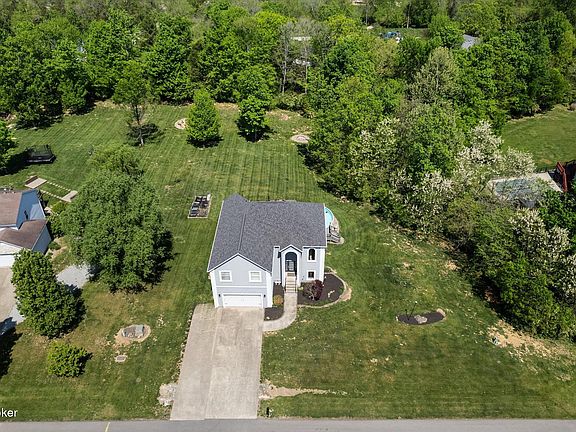 2nd image of 6908 Colton Rd