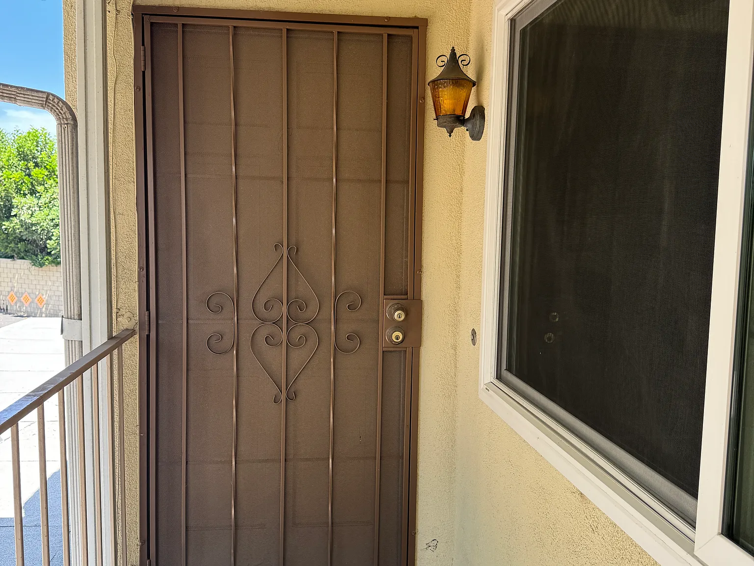 2 bed, 1000 sqft, $2,550 — Photo 3
