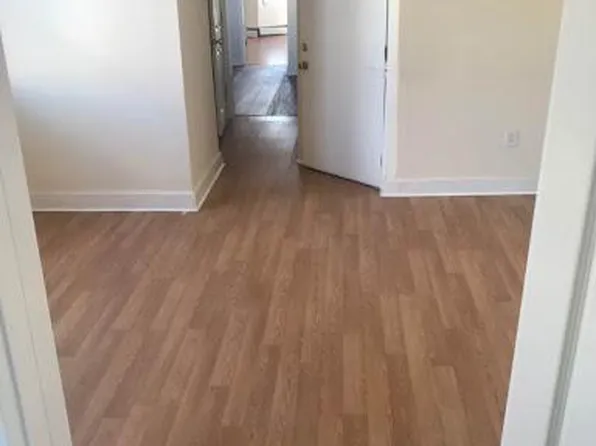 77 Grant Ave, Jersey City, NJ 07305