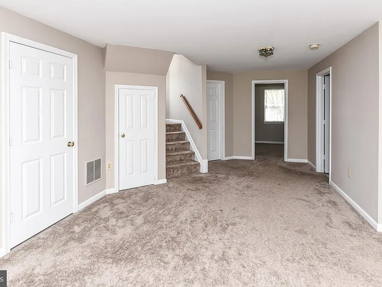 13100 Watchwood Ln — Photo 28