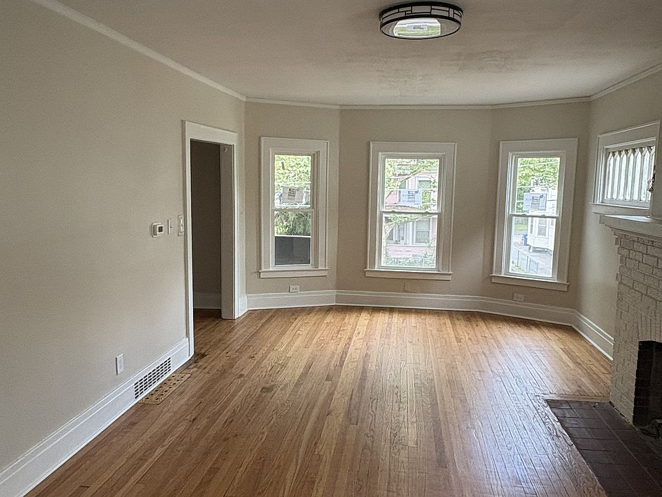 1st image of 221-23 McLennan Ave #2