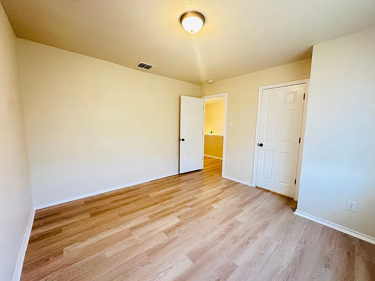 8711 Pensive Dr — Photo 14