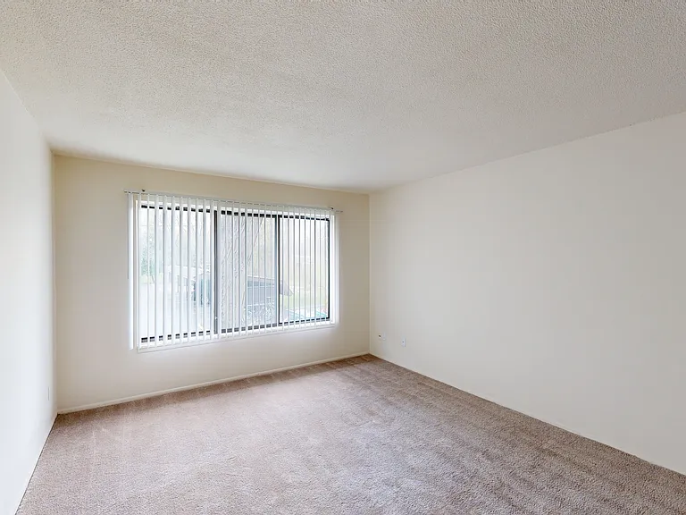 Ravine Apartments — Photo 9