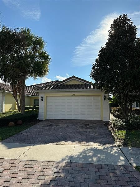 1st image of 12256 Pescara Ln