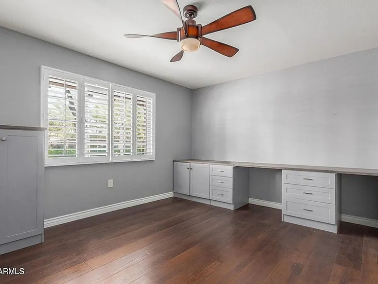 481 W Half Moon Way — Photo 20