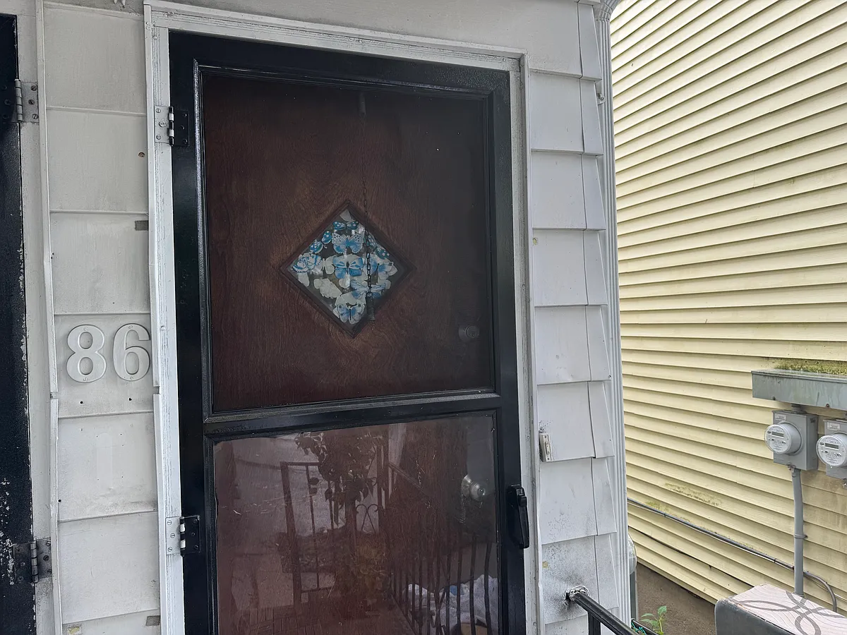 Your front door is on the right! - 86 Mount Prospect Ave #2