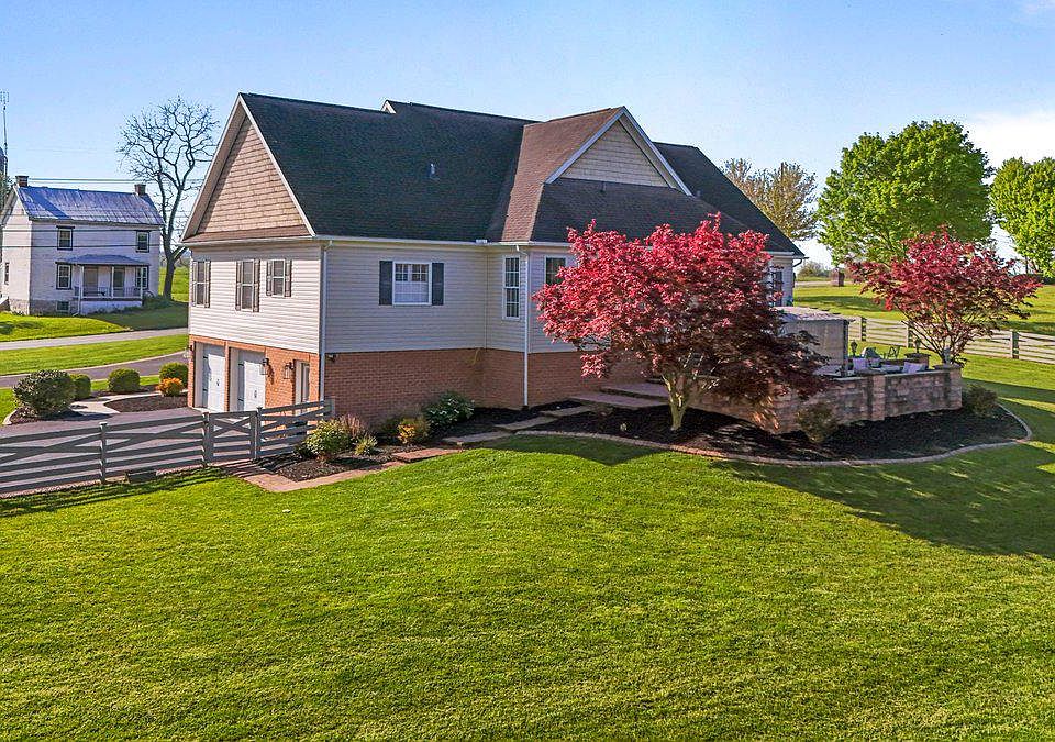 12385 Williamsport Pike, Greencastle, PA 17225 Zillow