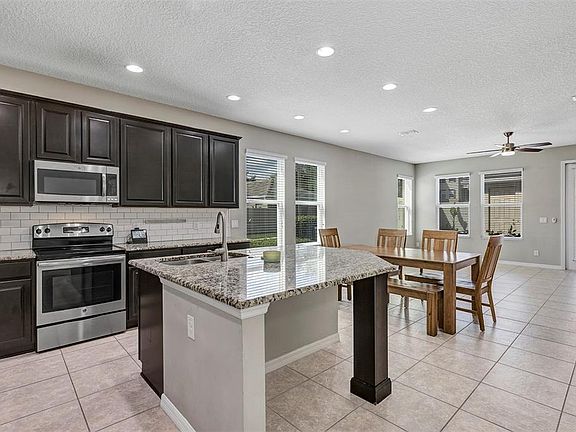 3rd image of 7644 Ripplepointe Way
