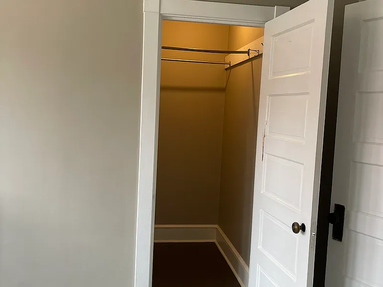 433 Windsor St #3 — Photo 6