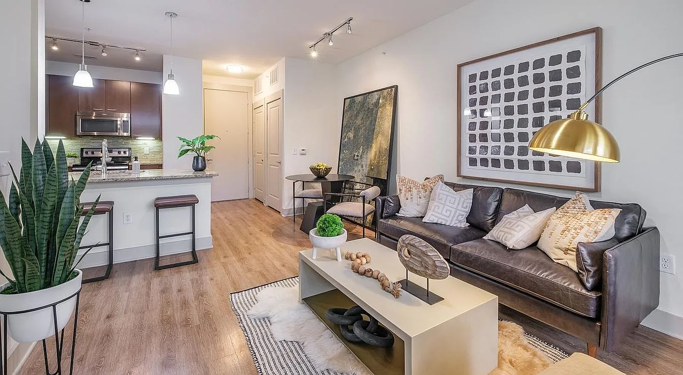 2 bed, 2.5 bath, 1320 sqft, $2,390 — Photo 2