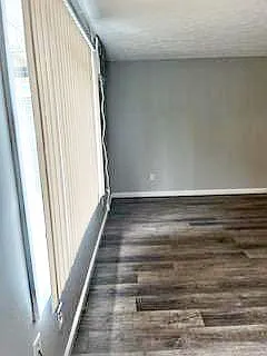 Benson Crest Apartments — Photo 27