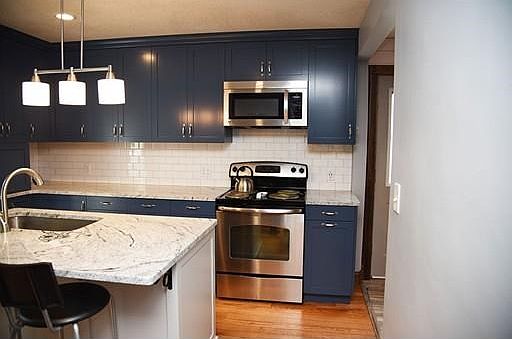 4th image of 75 Saint Jacques Ave