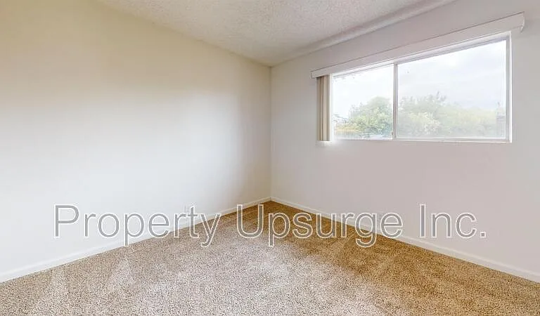 2739 Gilmore Ln #4 — Photo 6