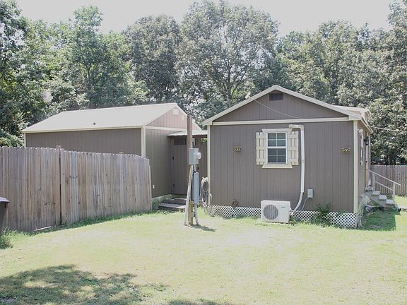 4th image of 72 Ashwood Ln