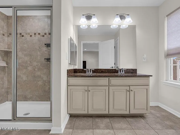 14 Kyle Dr — Photo 15