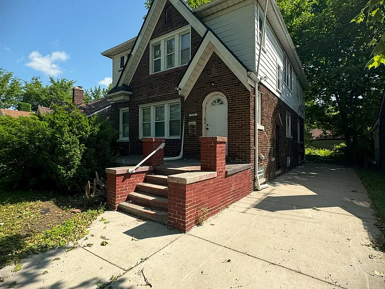 5292 Dickerson St — Photo 1