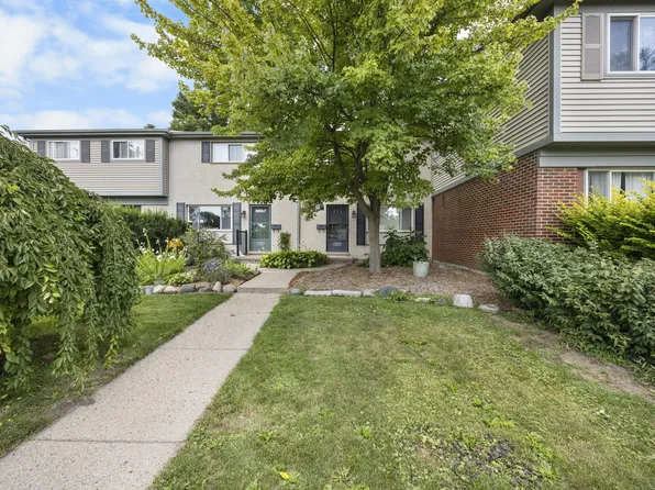 3007 Williamsburg Rd, Ann Arbor, MI 48108