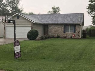 4352 S Hidden Way St, Terre Haute, IN 47802