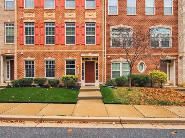 944 Hall Station Dr, Bowie, MD 20721