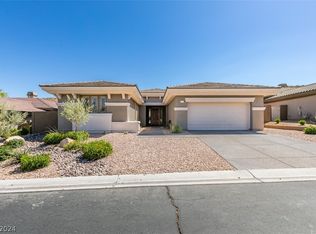 12 Moraine Dr, Henderson, NV 89052