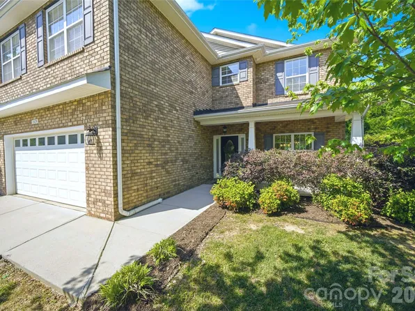 2429 Glyncastle Way, Gastonia, NC 28056