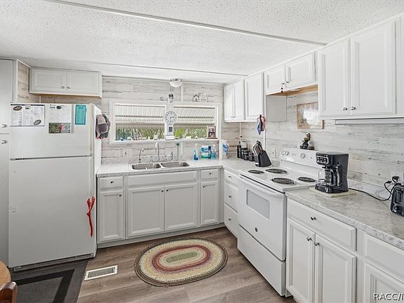 5th image of 8089 E Skyline Ln