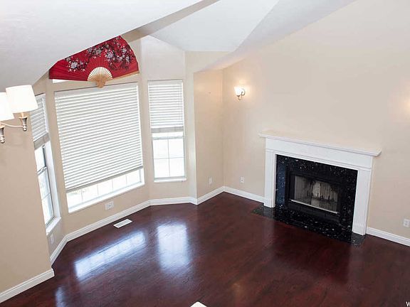 3rd image of 8008 S Palladium Dr