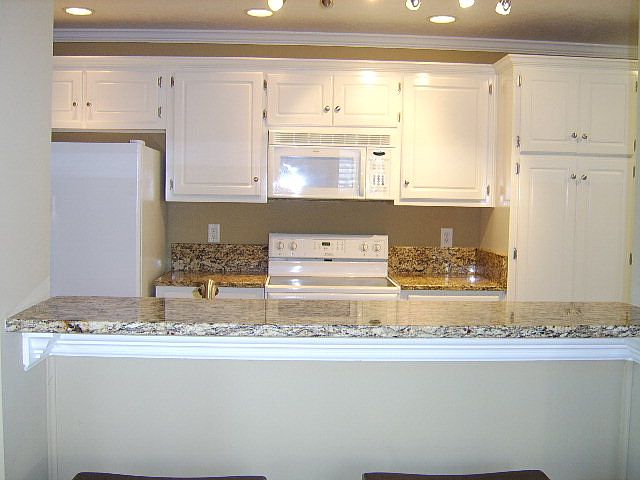 2nd image of 1150 Carriage Dr