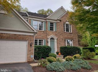 617 Stribling Ct SW, Leesburg, VA