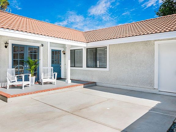 5th image of 25762 Calle Ct