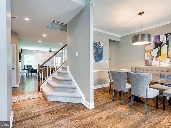 2nd image of 17519 Wayside Dr
