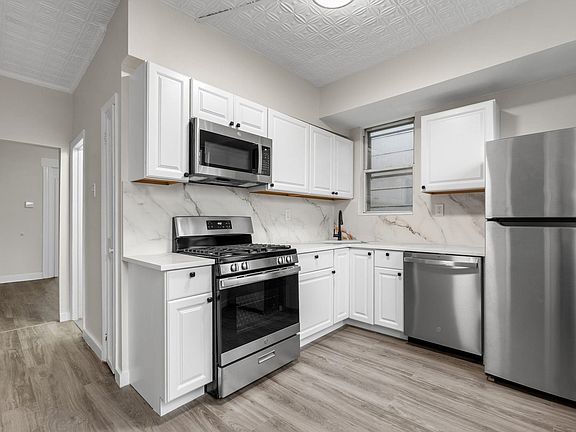 4th image of 292 Claremont Ave #2