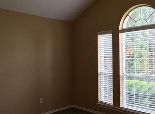 7504 Arbor Hill Dr, Fort Worth, TX 76120