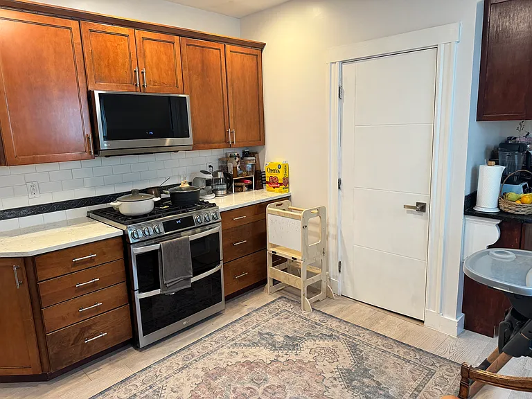 264 Belmont St #1 — Photo 2