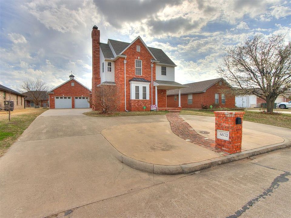 1st image of 4832 Montrose Dr
