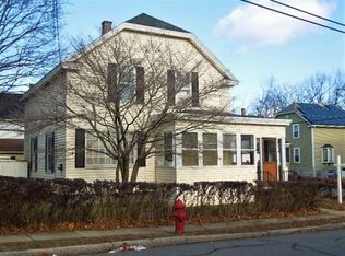 59 Fairlawn St, Lowell, MA 01851