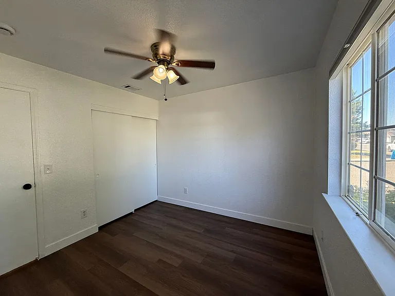 1030 Windmill Dr — Photo 14