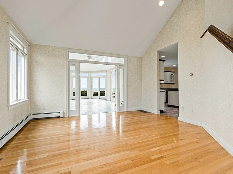 42 Oak Bluff Cir — Photo 14