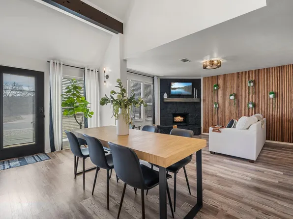 200 Free Rein #17, Horseshoe Bay, TX 78657